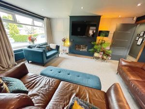 Lounge- click for photo gallery